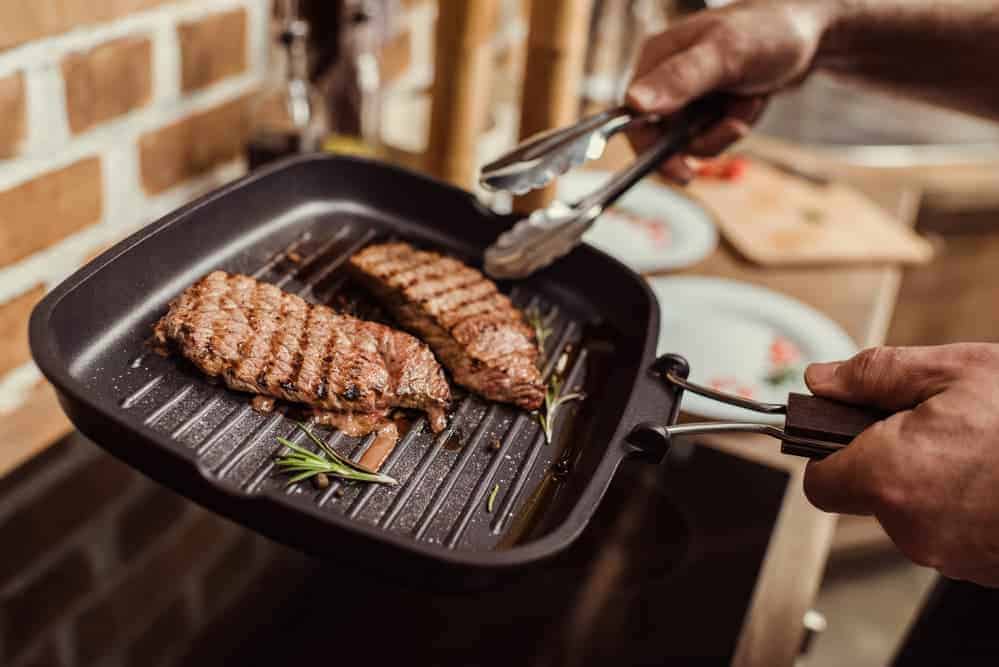 Orenda Home Garden_How to Cook Steaks by Pan-Searing