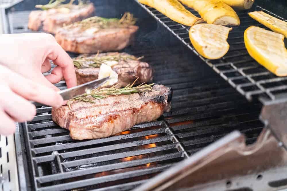 Orenda Home Garden_How to Cook Steaks on the Grill